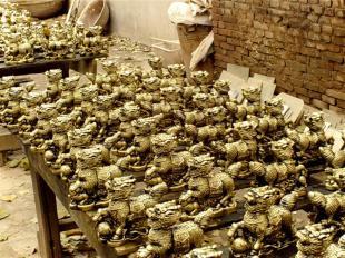 辽宁树脂工艺品 仿核桃、仿玉、仿铜工艺品的制作与市场应用